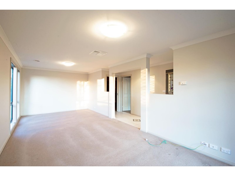 10 Inglewood Street, Gungahlin ACT 2912