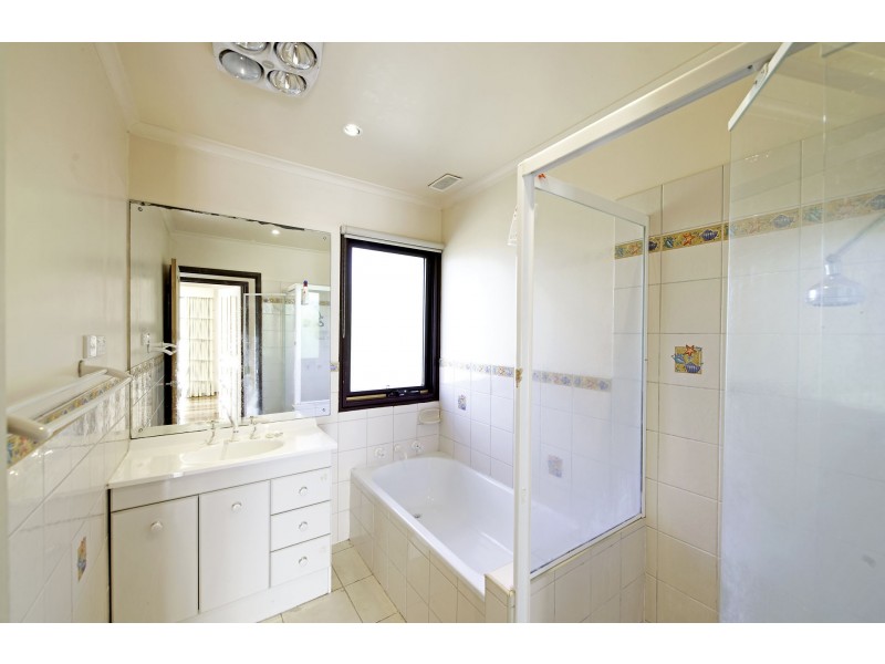 23 Denny Street, Latham ACT 2615