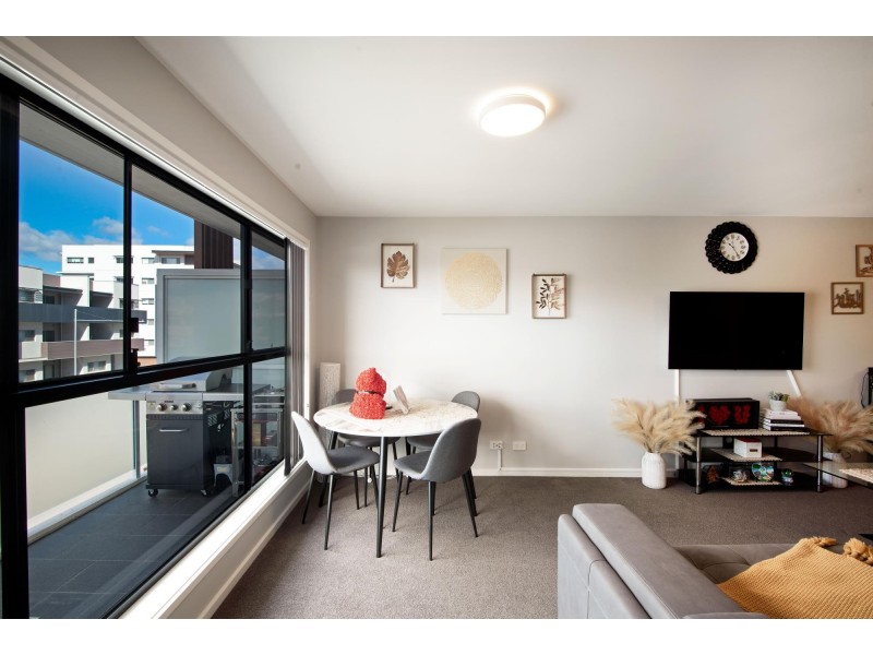 232/12 Limburg Way, Greenway ACT 2900