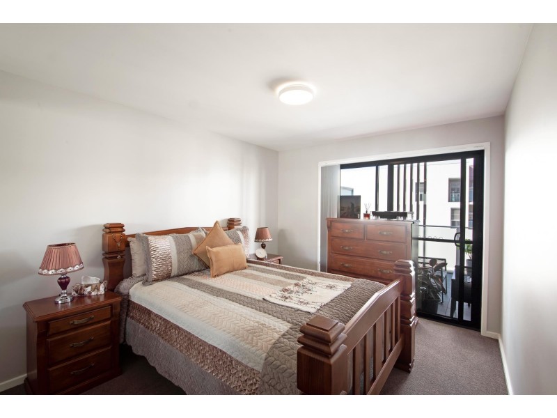 232/12 Limburg Way, Greenway ACT 2900