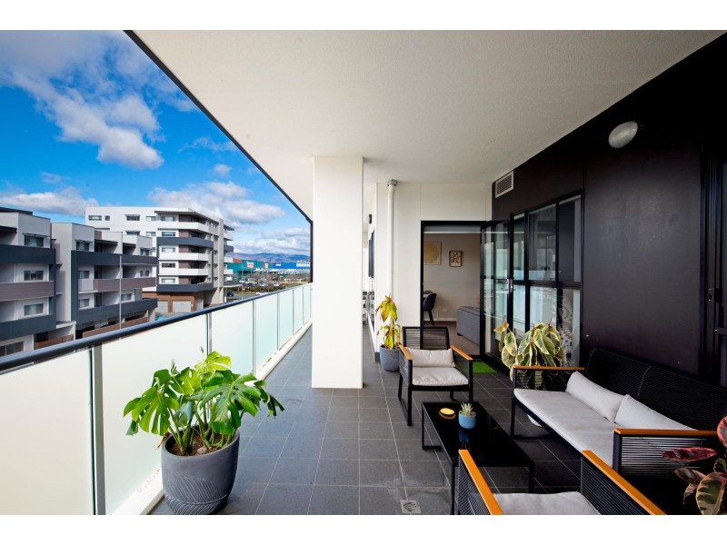 232/12 Limburg Way, Greenway ACT 2900