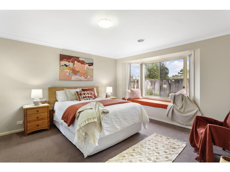 16 Thea Astley Crescent, Franklin ACT 2913