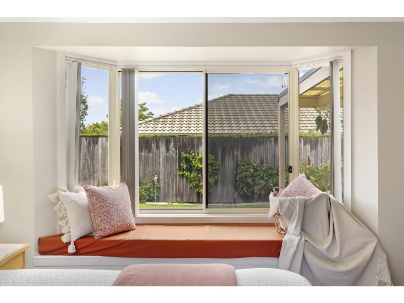 16 Thea Astley Crescent, Franklin ACT 2913