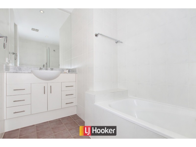 25/54 Moore Street, Turner ACT 2612