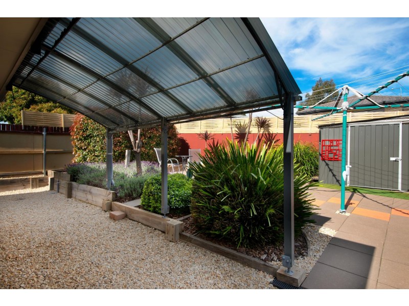 10 Pinner Place, Macgregor ACT 2615