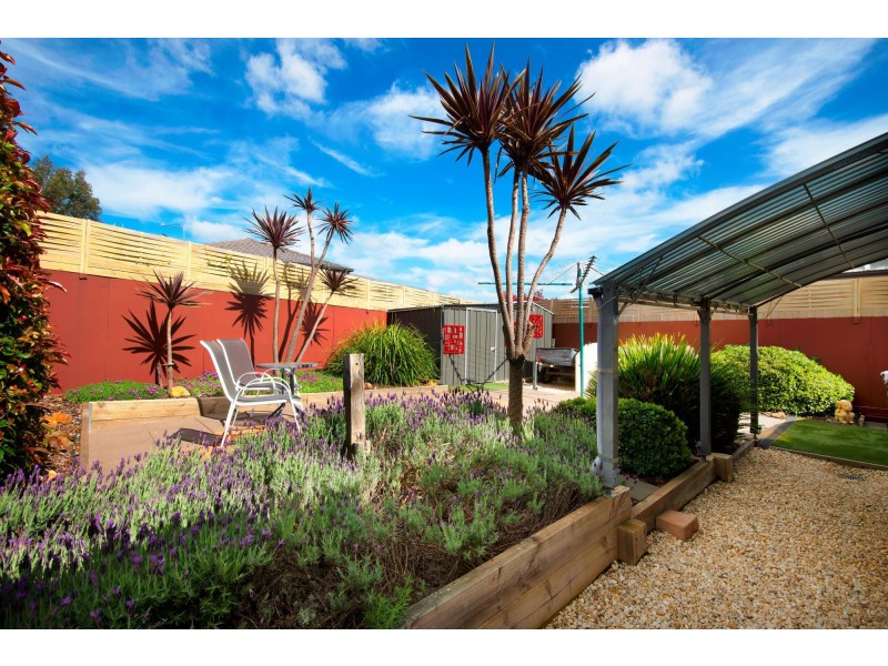 10 Pinner Place, Macgregor ACT 2615