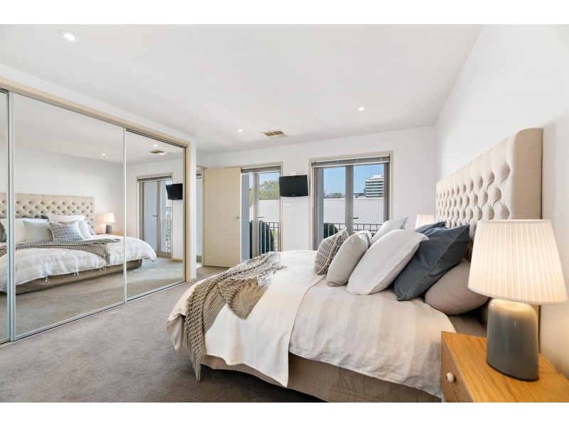 2/14 Gould Street, Turner ACT 2612