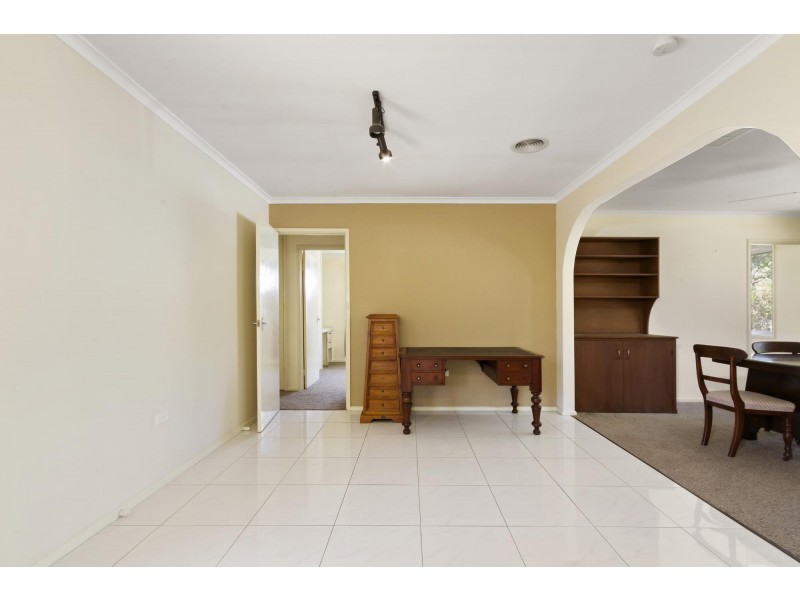 197 Namatjira Drive, Fisher ACT 2611