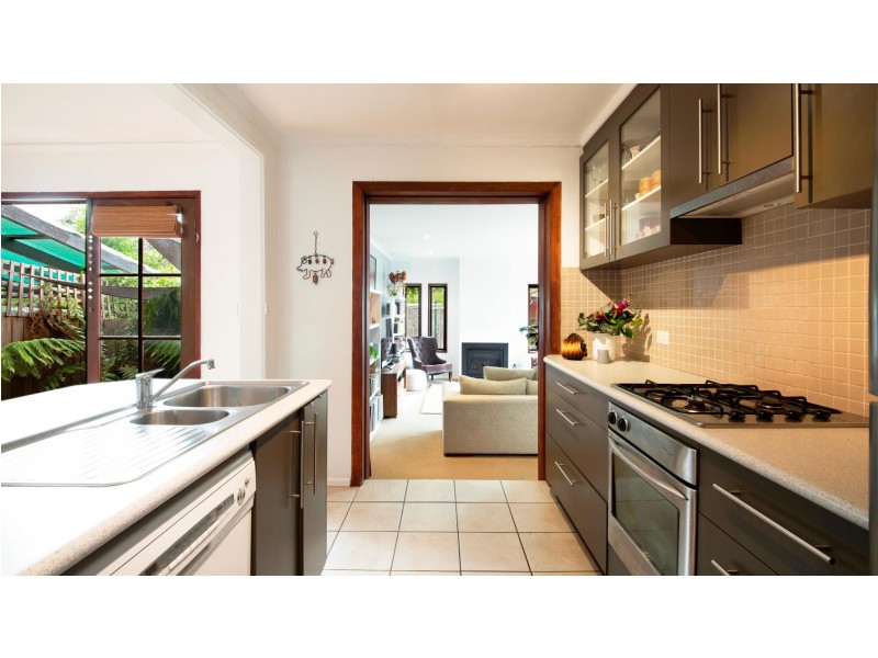 13 Lowrie Street, Dickson ACT 2602