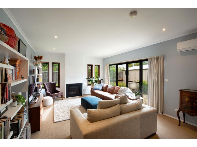 13 Lowrie Street, Dickson ACT 2602