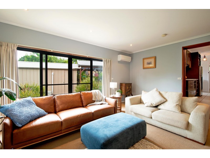 13 Lowrie Street, Dickson ACT 2602