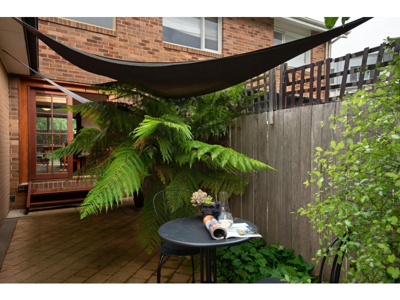 13 Lowrie Street, Dickson ACT 2602