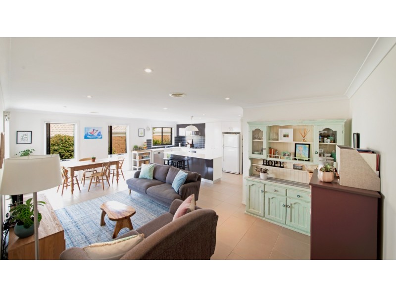 6 Calyute Street, Bonner ACT 2914