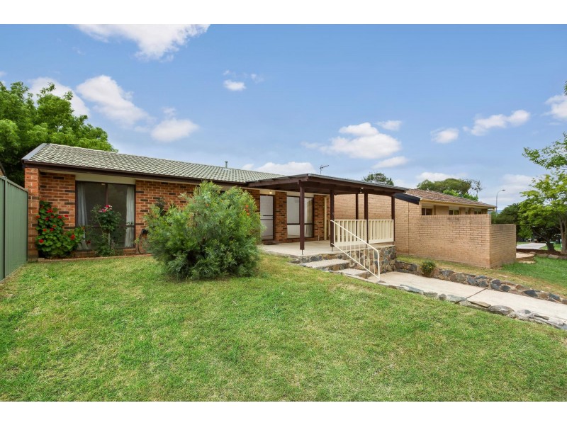 4 Sommers Street, Conder ACT 2906