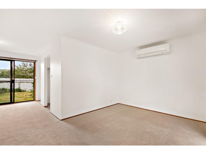 4 Sommers Street, Conder ACT 2906