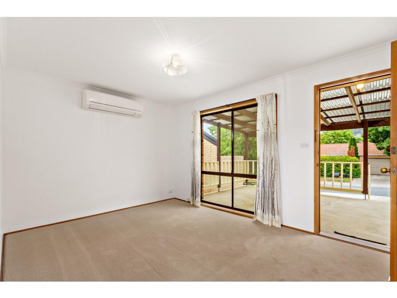 4 Sommers Street, Conder ACT 2906