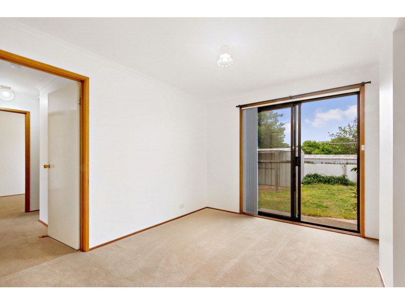 4 Sommers Street, Conder ACT 2906