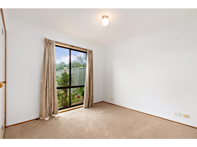 4 Sommers Street, Conder ACT 2906