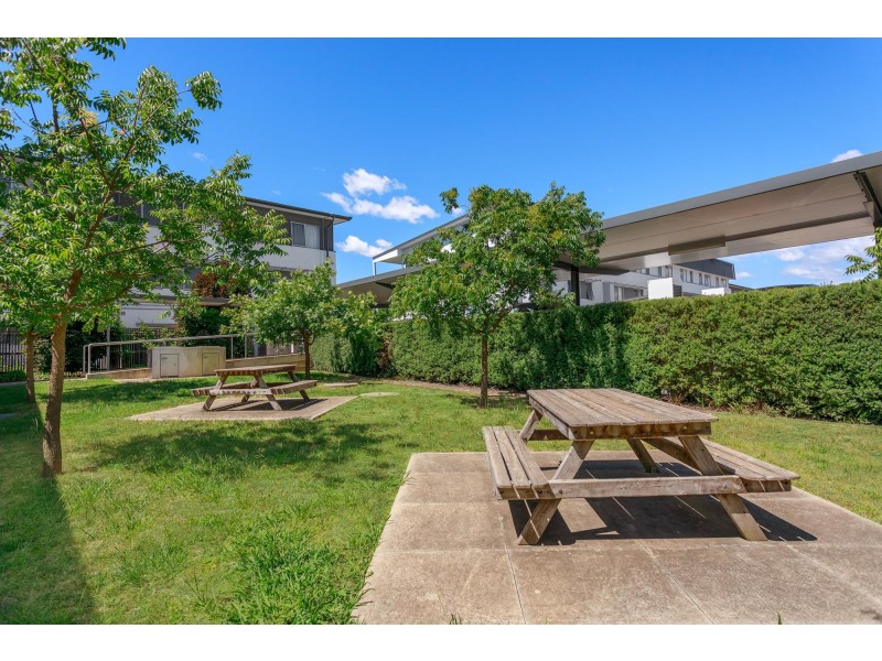 28/329 Flemington Road, Franklin ACT 2913