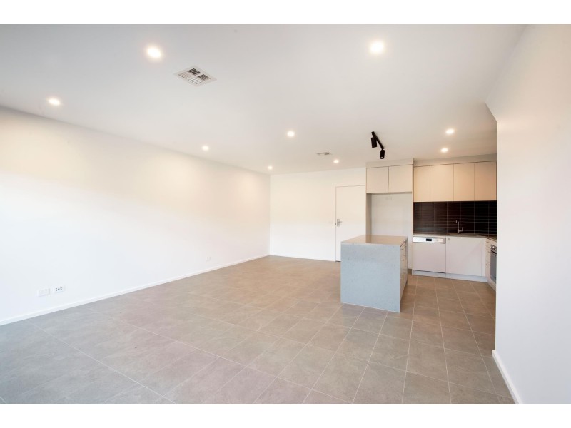 16 Carcoar Terrace, Watson ACT 2602