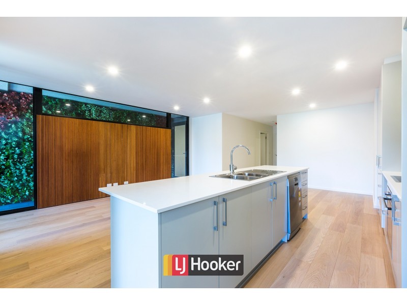 22/111 Canberra Avenue, Griffith ACT 2603