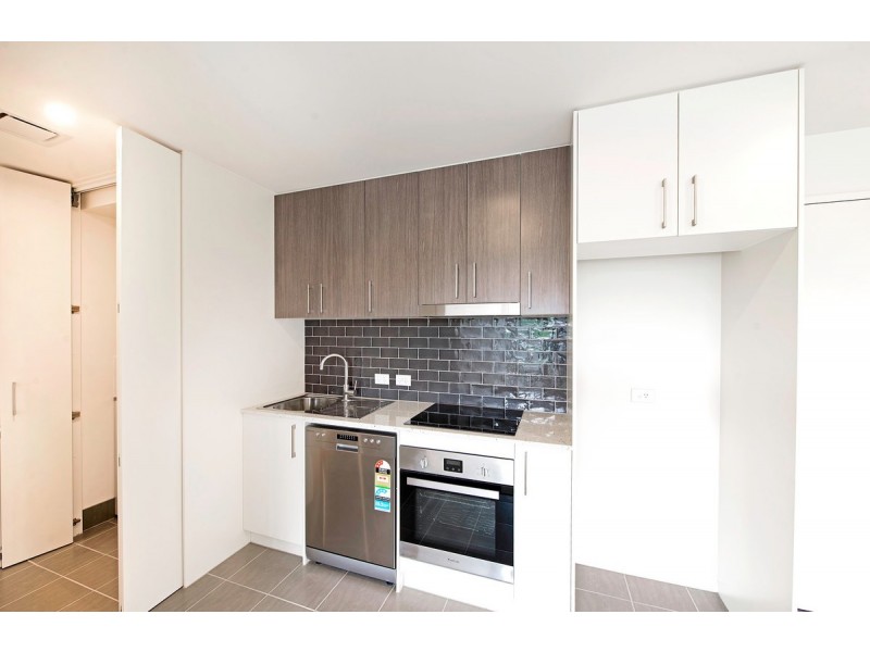 3/2 Hinder Street, Gungahlin ACT 2912