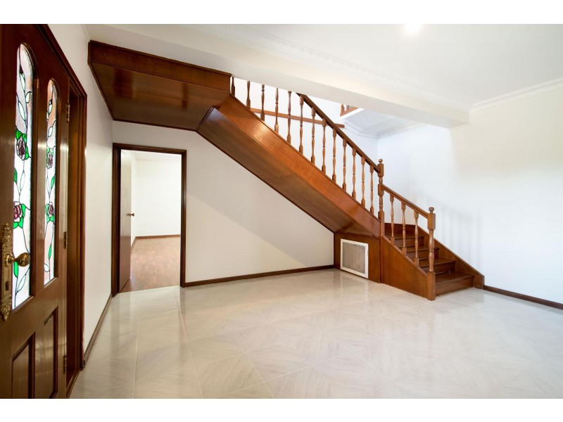 17 Bainton Crescent, Melba ACT 2615