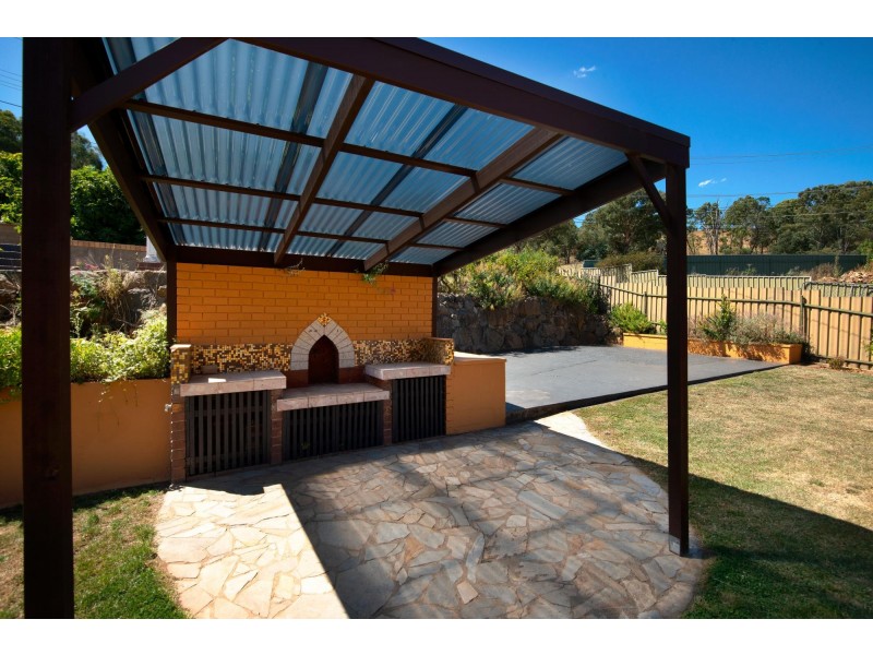 17 Bainton Crescent, Melba ACT 2615