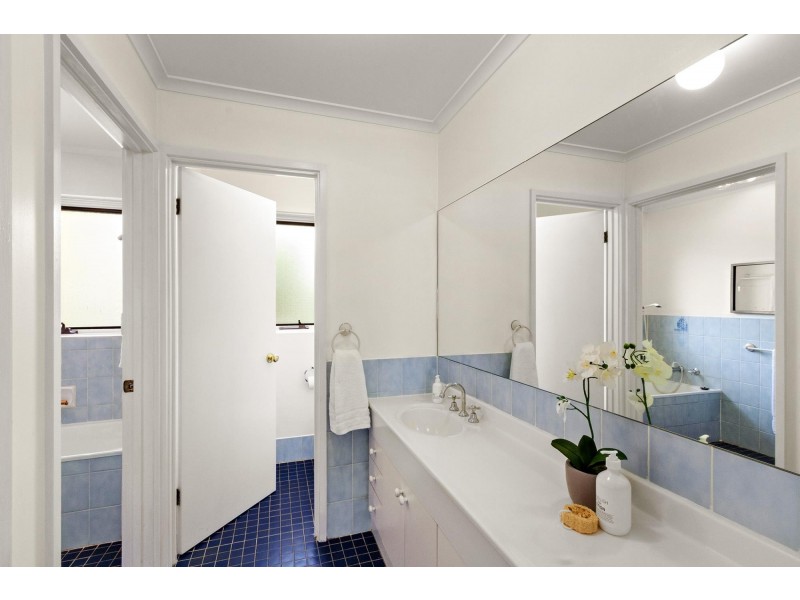8 Cooksey Place, Florey ACT 2615