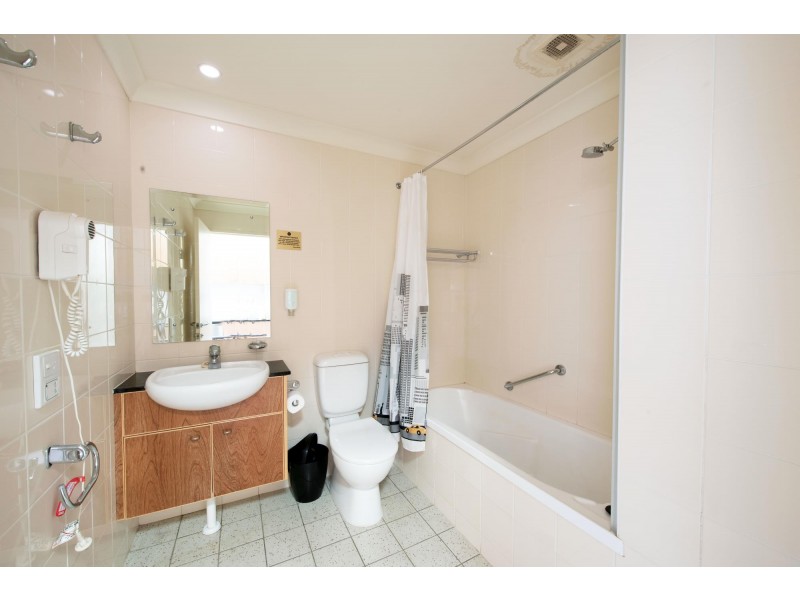 211/2 Akuna Street, City ACT 2601