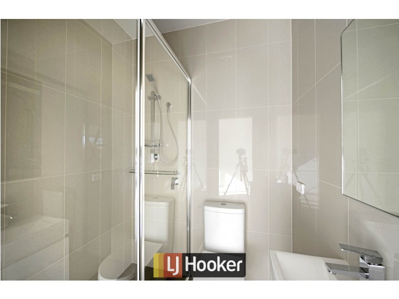 3/2 Pipeclay Street, Lawson ACT 2617