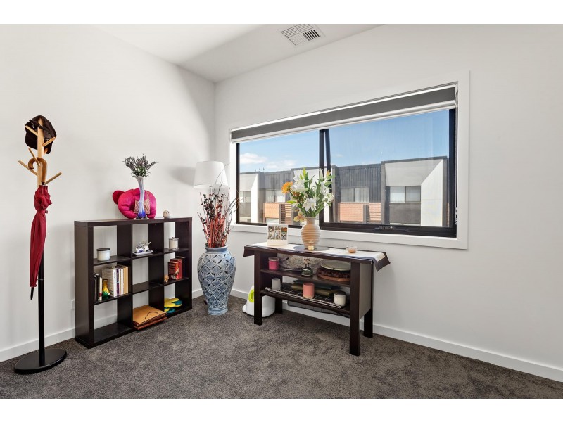 83/1 Rowland Rees Crescent, Greenway ACT 2900