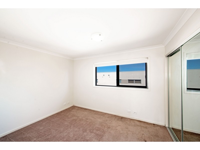 58/75 Elizabeth Jolley Crescent, Franklin ACT 2913