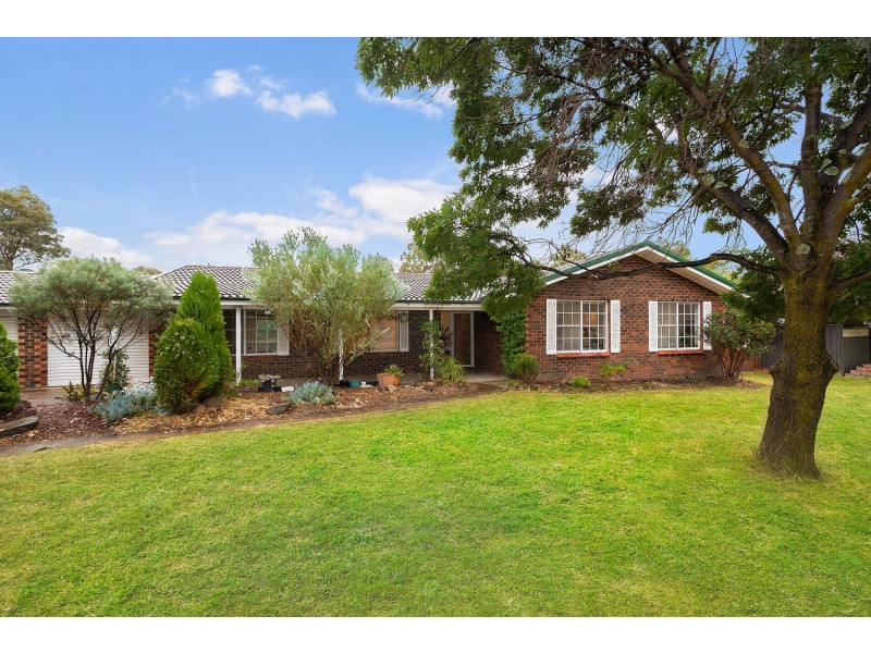 90 Longmore Crescent, Wanniassa ACT 2903