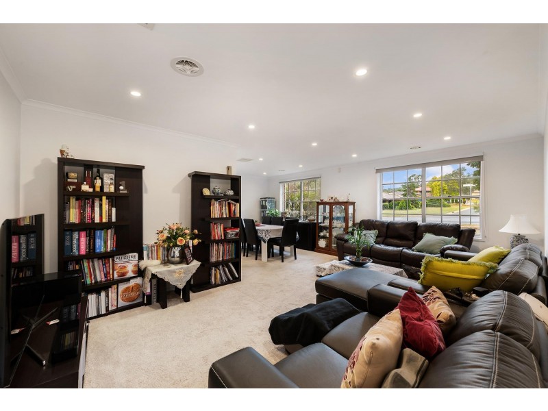 90 Longmore Crescent, Wanniassa ACT 2903
