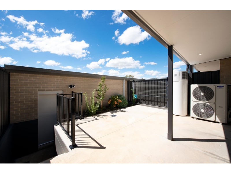 49/67 Negus Crescent, Watson ACT 2602
