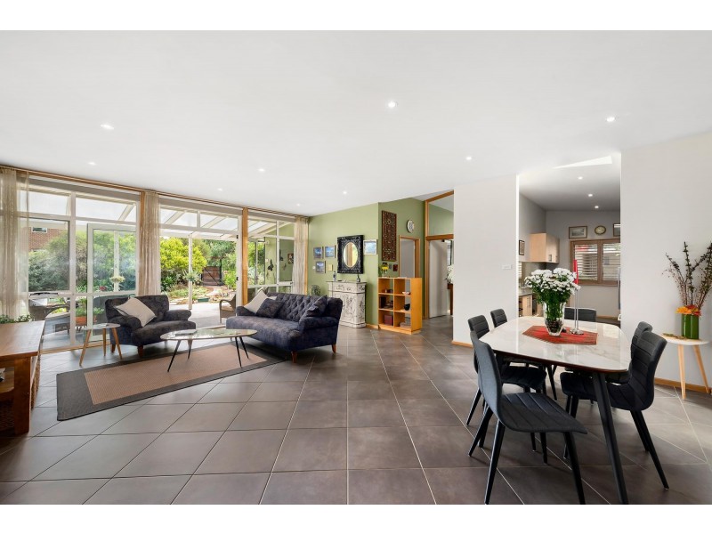 21 De Burgh Street, Lyneham ACT 2602