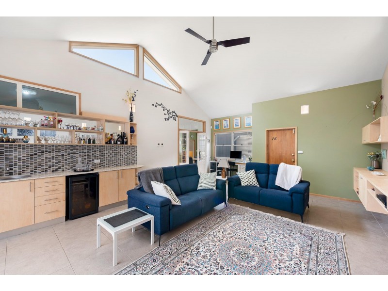 21 De Burgh Street, Lyneham ACT 2602