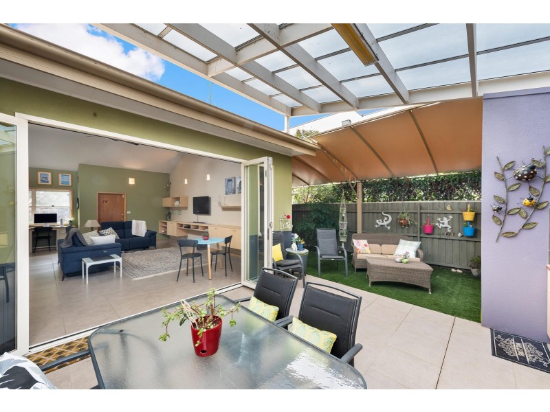 21 De Burgh Street, Lyneham ACT 2602