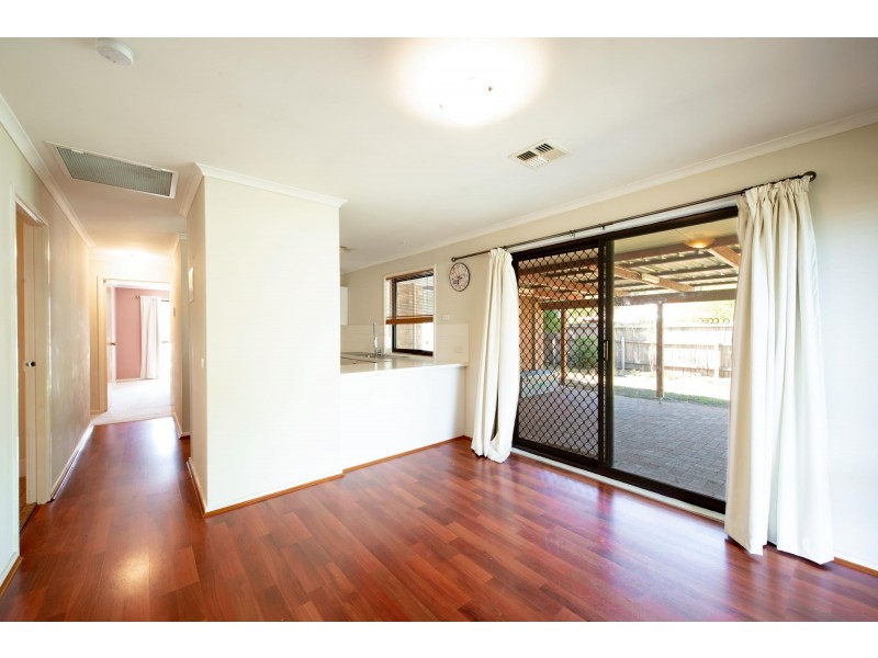 17 Hazel Smith Street, Oxley ACT 2903