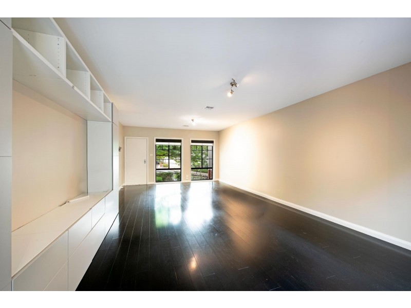 18/37 Ipima Street, Braddon ACT 2612