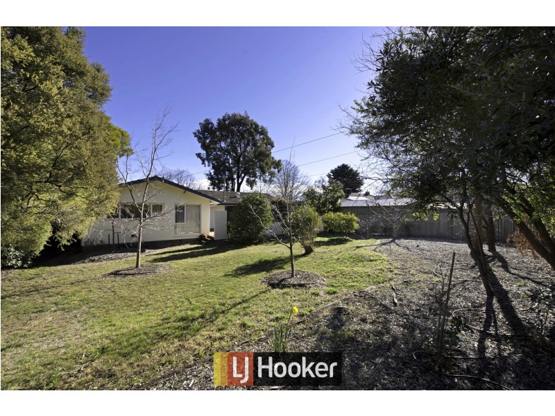 37 Kidston Crescent, Curtin ACT 2605