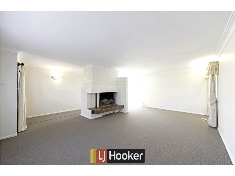 37 Kidston Crescent, Curtin ACT 2605