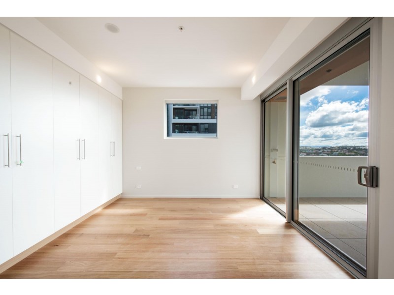 807/102 Swain Street, Gungahlin ACT 2912