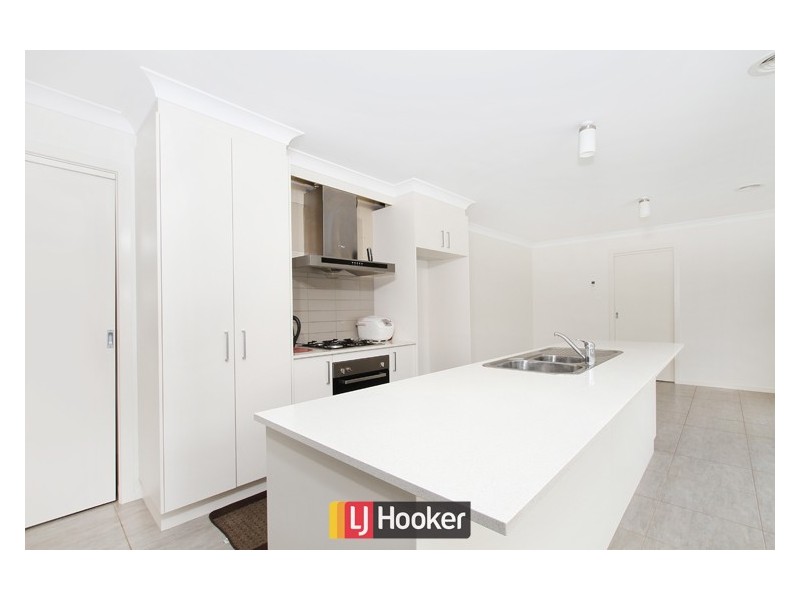 20 Ivy Kent Street, Forde ACT 2914