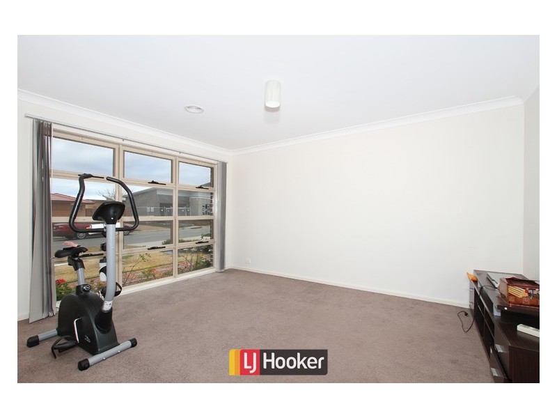 20 Ivy Kent Street, Forde ACT 2914