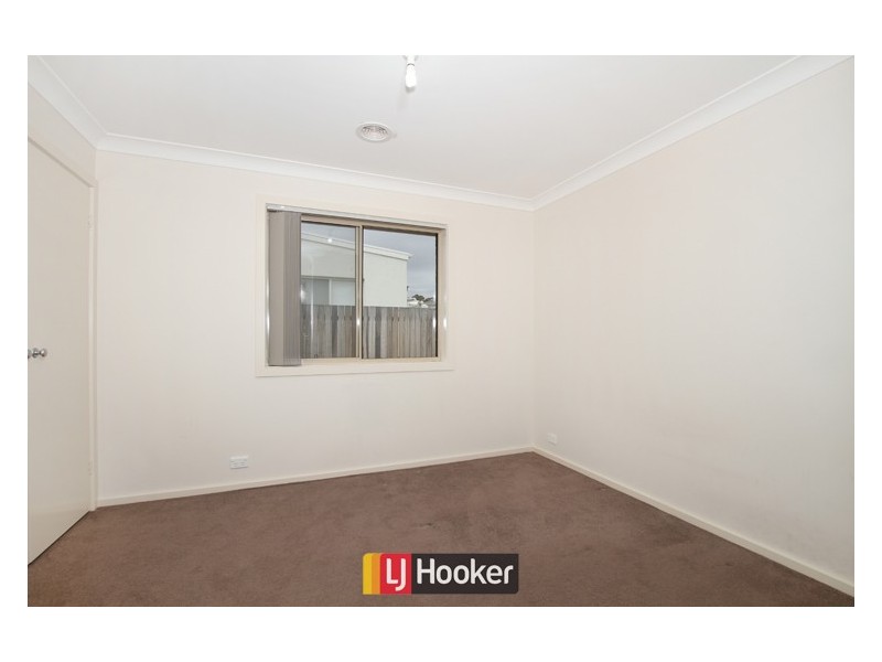 20 Ivy Kent Street, Forde ACT 2914