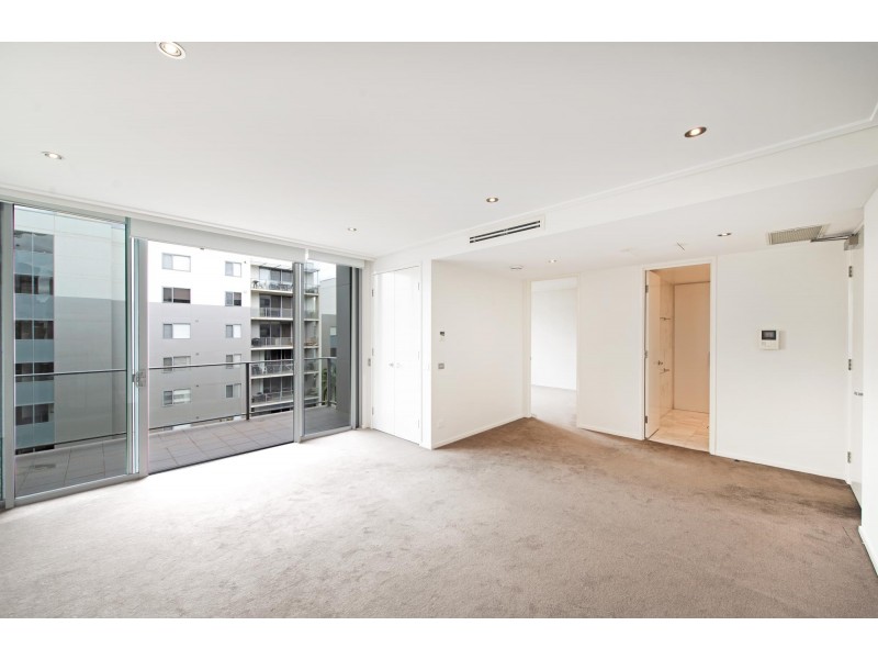 172/15 Coranderrk Street, City ACT 2601