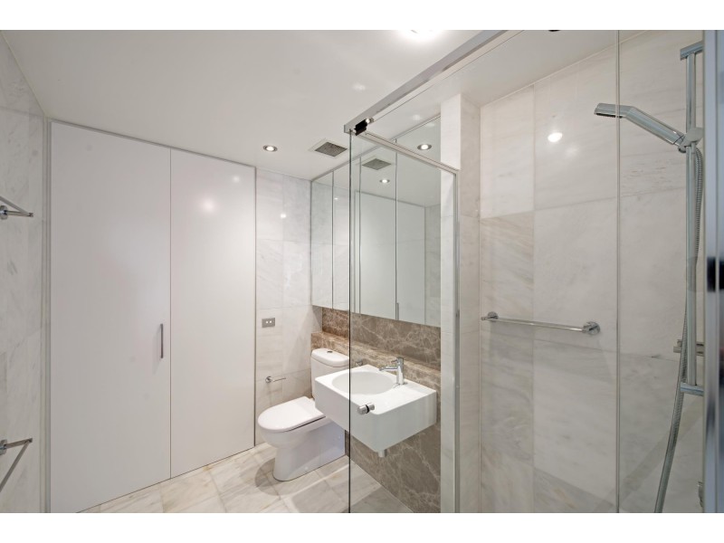 172/15 Coranderrk Street, City ACT 2601