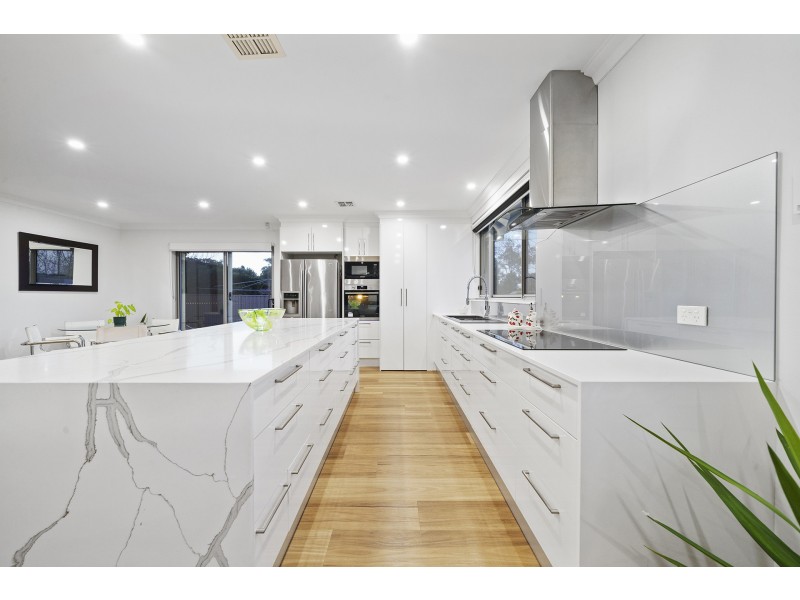 8 Macalpine Close, Mckellar ACT 2617